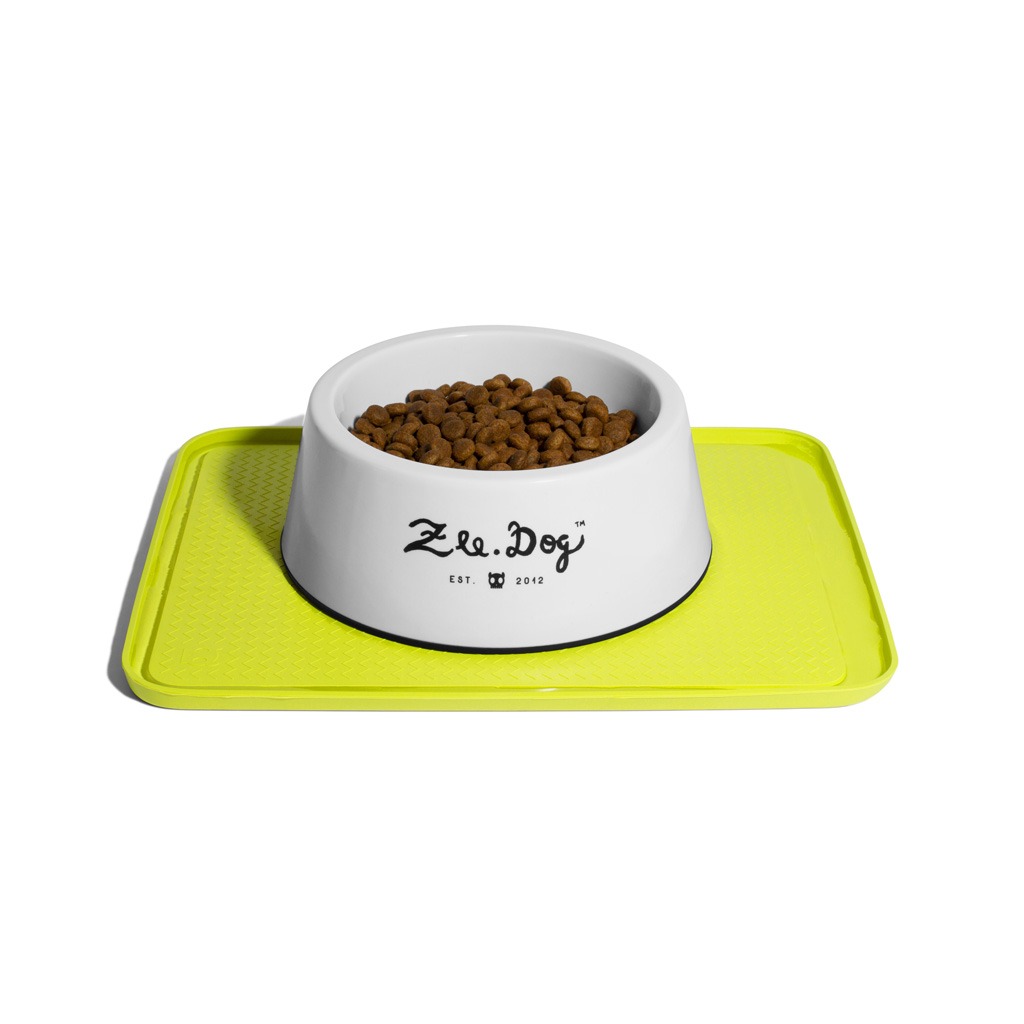 משטח בצבע ליים לקערת אוכל לכלב - מונע נמלים